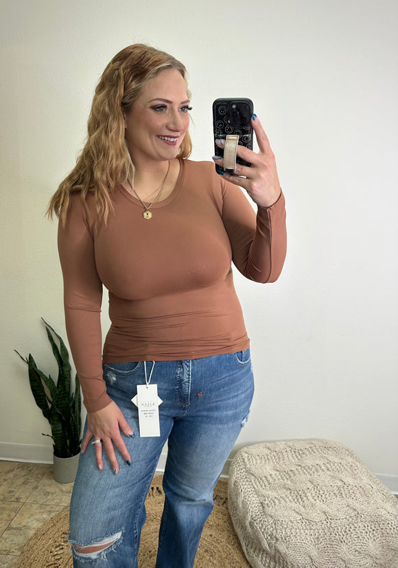 Essential Seamless Round Neck Top, Mocha