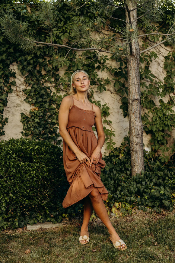 The Jones Dress- Desert Sand (XS, S, 3x)